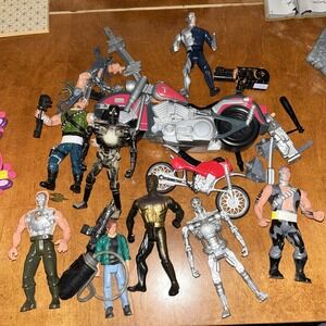 Kenner Terminator 2 Action Figure Lot With Motorcycles & Accessories F1